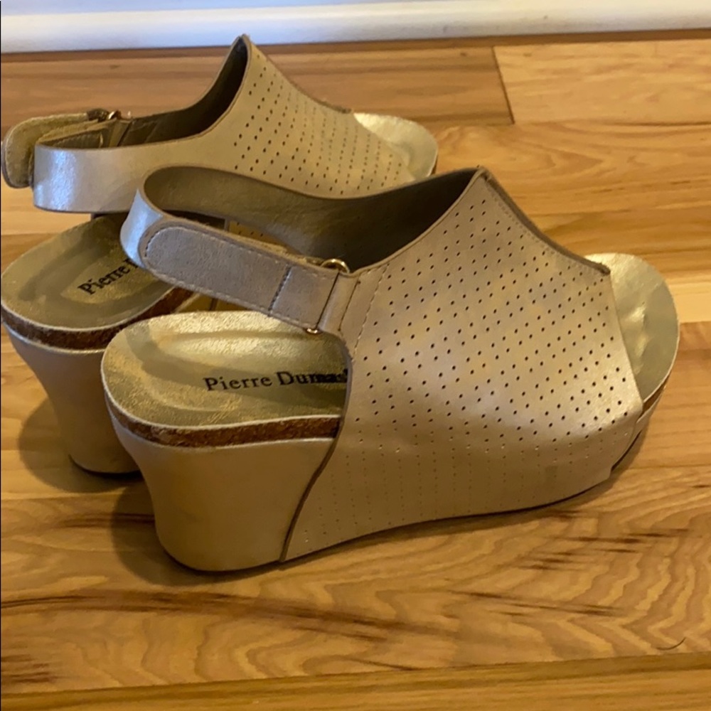 Wedge Sandals!